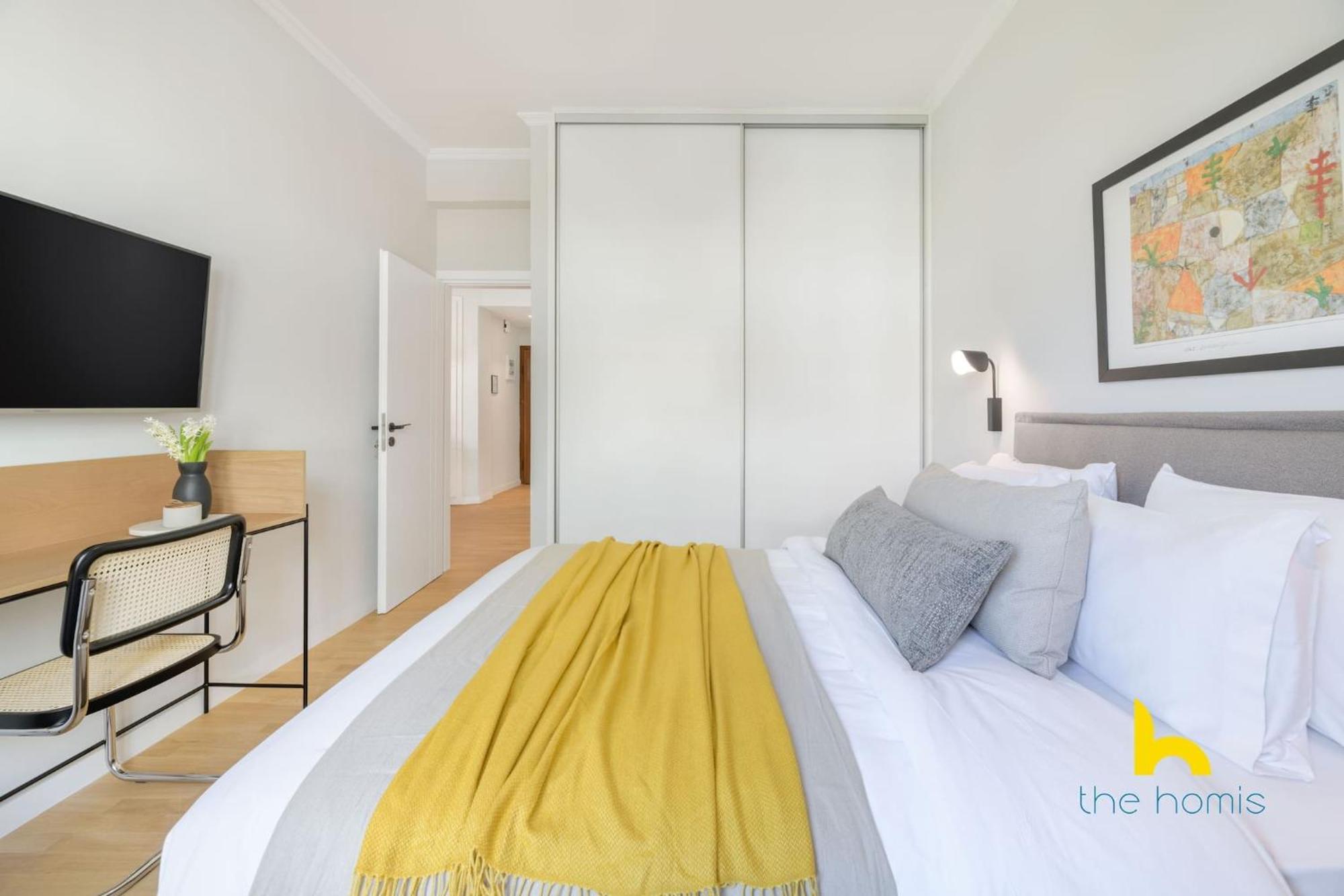 Sun-Splashed 2-Bdr Corner Apartment With Hillside Views! Athens Exterior photo
