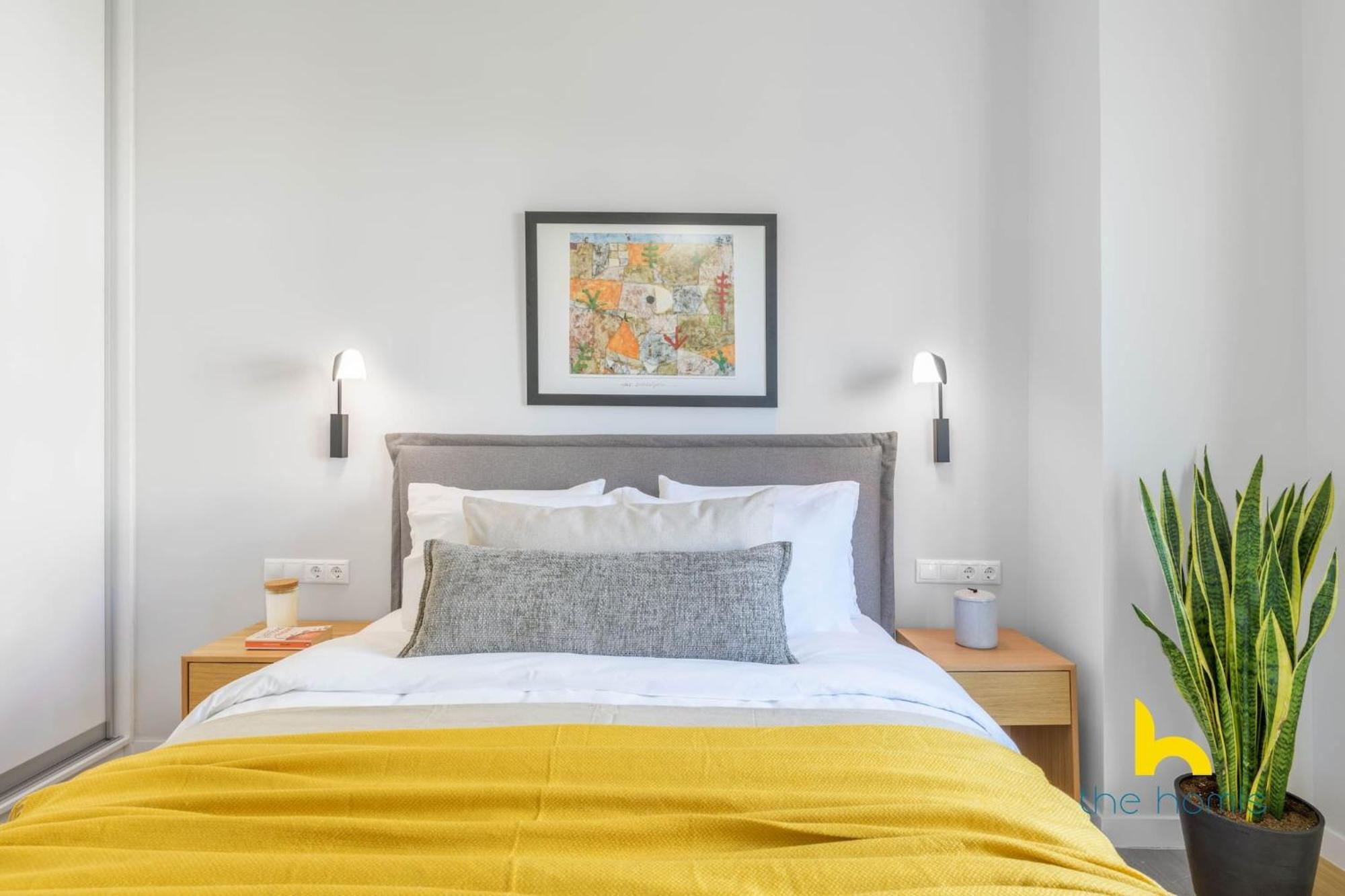 Sun-Splashed 2-Bdr Corner Apartment With Hillside Views! Athens Exterior photo